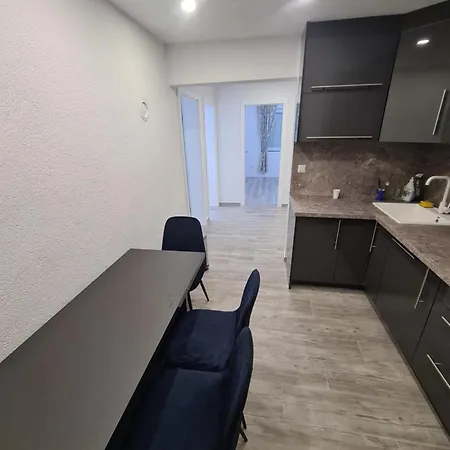 Apartment Dani *